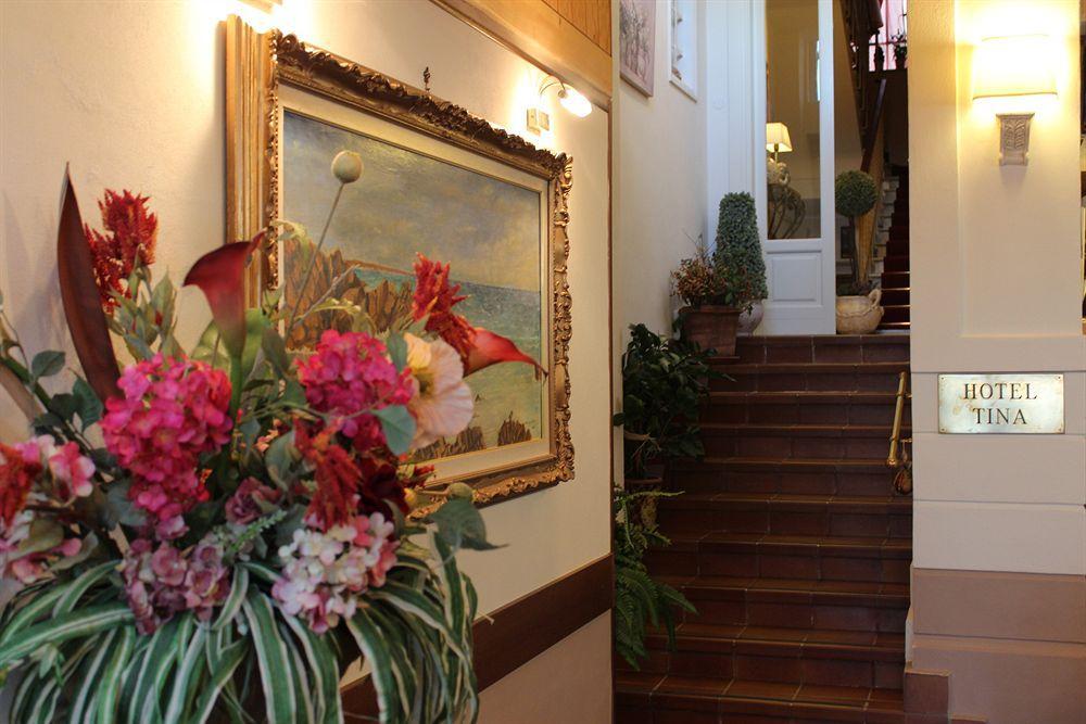 Hotel Tina Diano Marina Ngoại thất bức ảnh